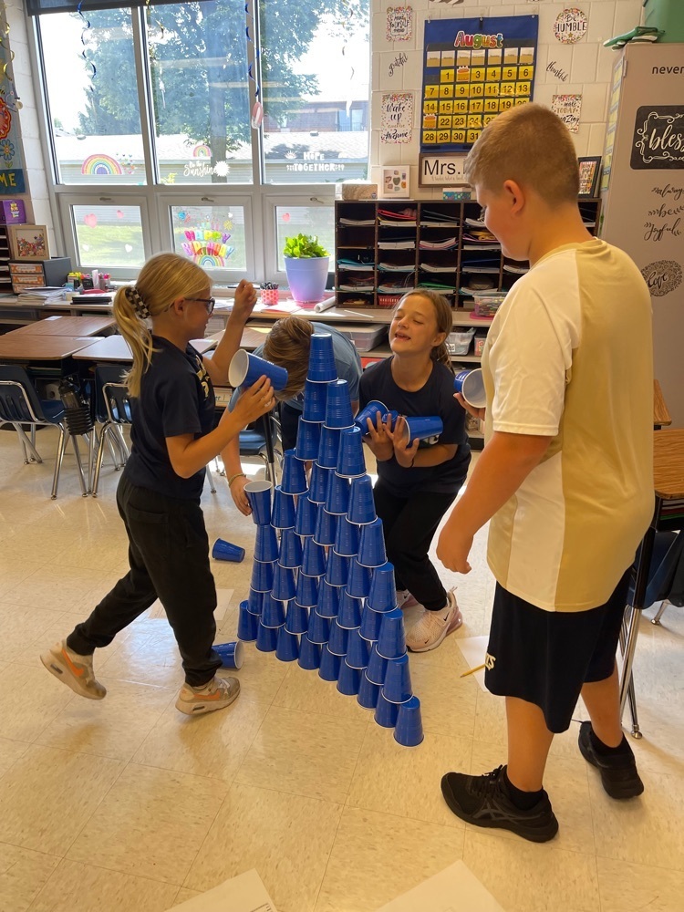 5th grade building and measuring cup towers 